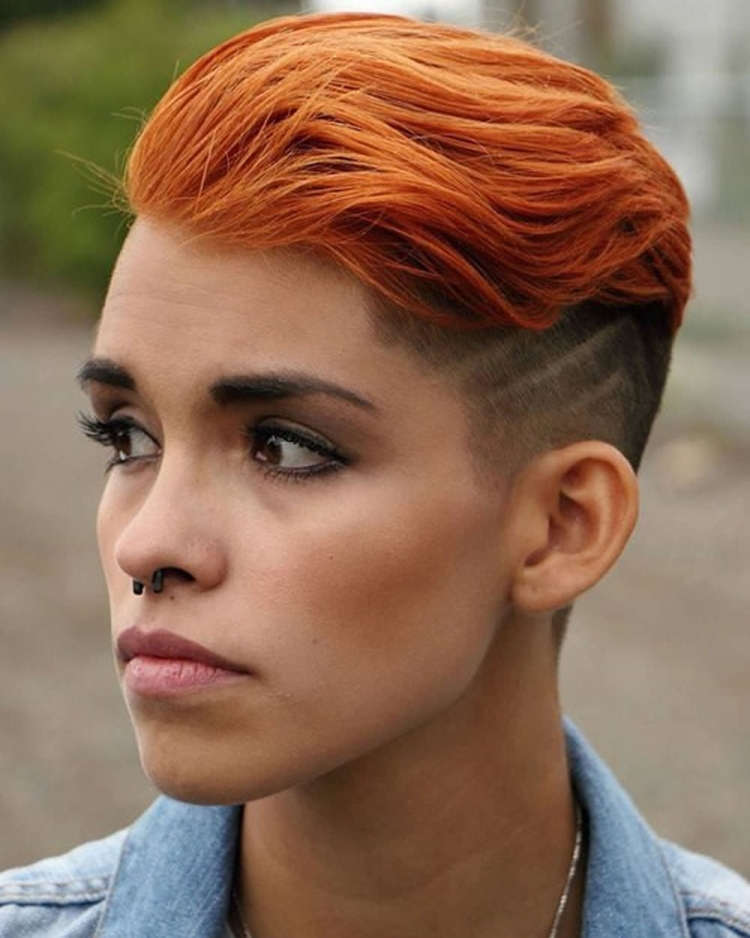 Coupes de cheveux pour femmes aux tempes rasées