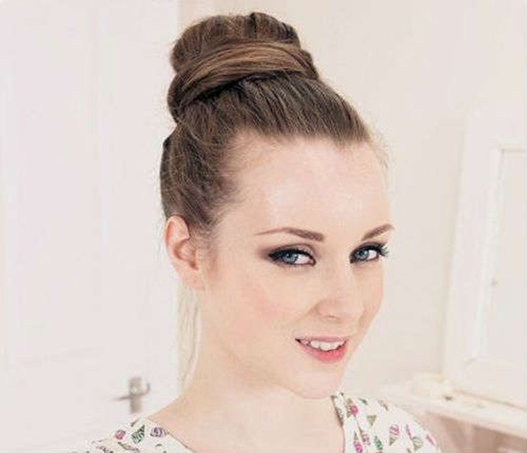 Chignon à faire soi-même pour cheveux longs