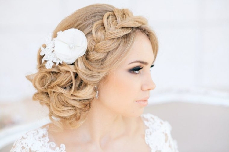 Chignon à faire soi-même pour cheveux longs