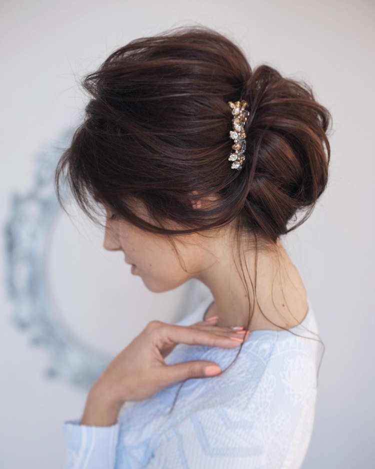 Chignon à faire soi-même pour cheveux longs