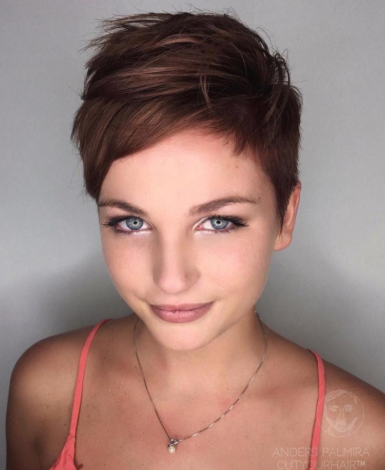 Coupes de cheveux courtes pour les adolescentes