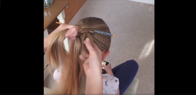 Belle coiffure au crayon avec des exemples