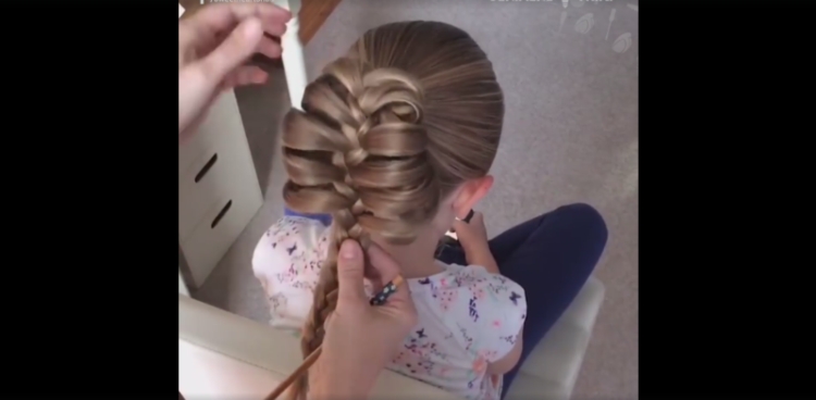 Belle coiffure au crayon avec des exemples