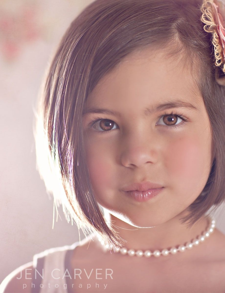 Coupes de cheveux courtes pour les filles 7-8 ans