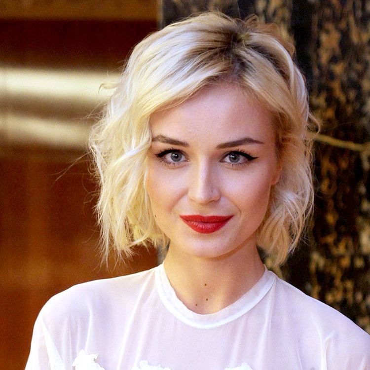 La coiffure de Polina Gagarina
