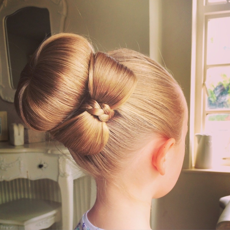 Donut coiffure étape par étape