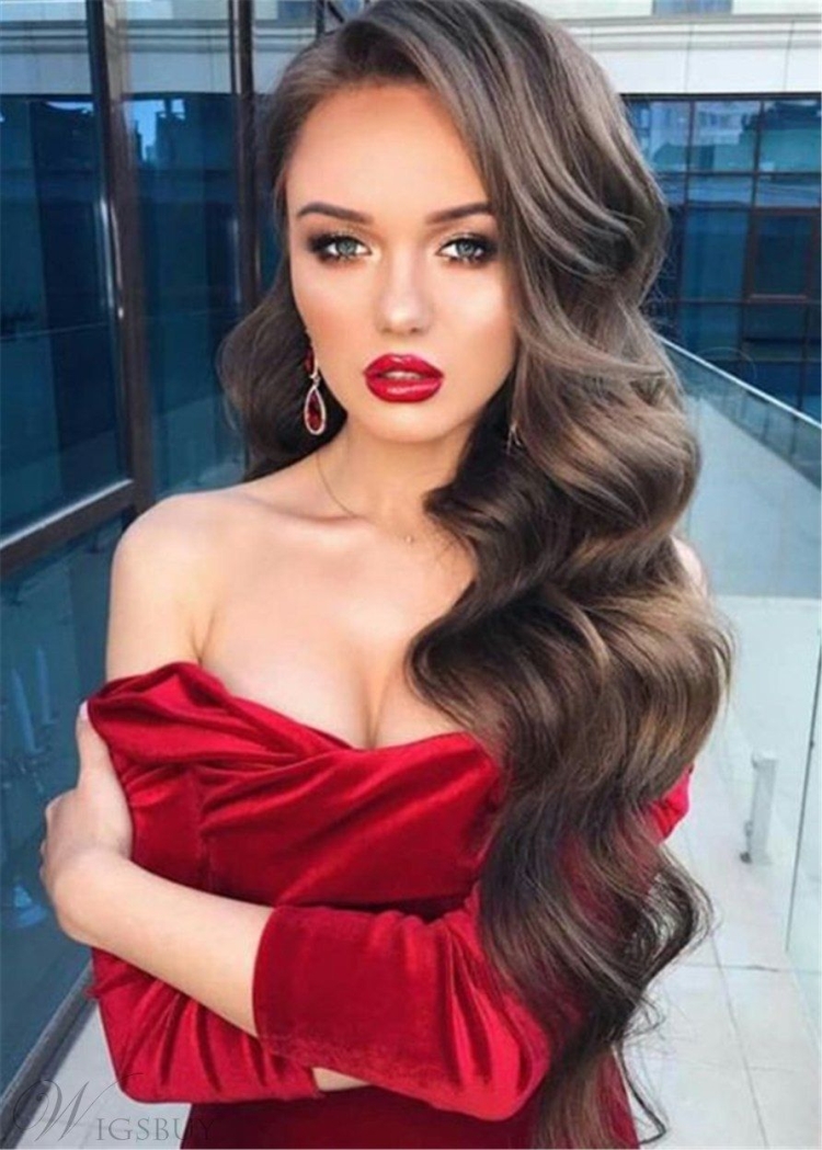 Boucles hollywoodiennes à la maison