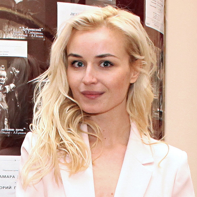 La coiffure de Polina Gagarina