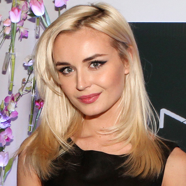 La coiffure de Polina Gagarina