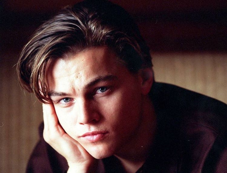 Coiffure grunge pour homme qui convient