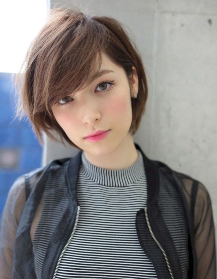 Coupes de cheveux courtes pour les adolescentes