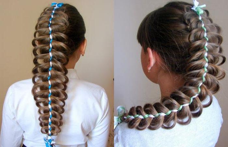 Belle coiffure au crayon avec des exemples