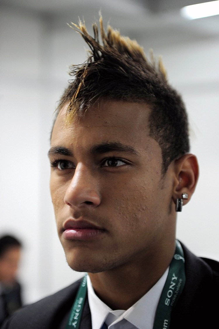 La photo de coiffure de Neymar et comment faire de même