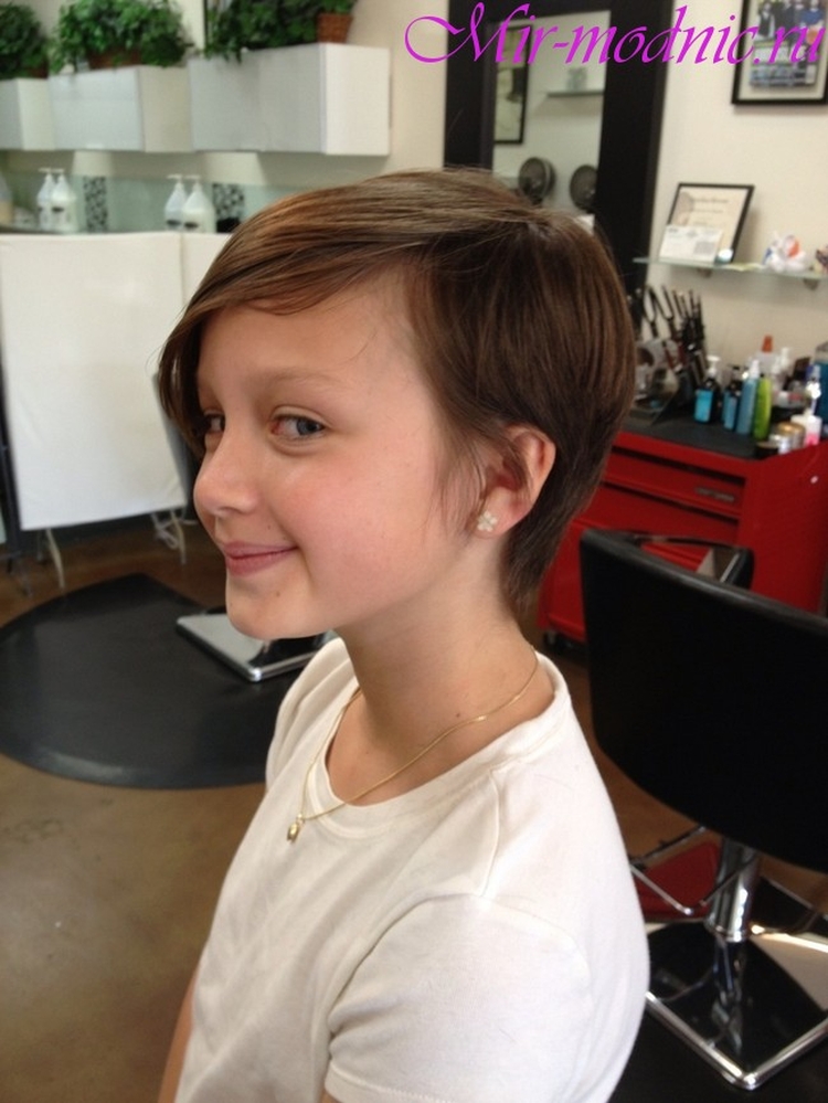 Coupes de cheveux courtes pour les filles 7-8 ans
