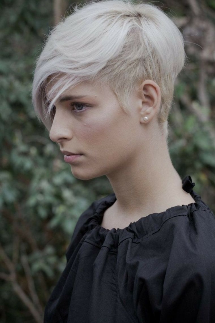 Coupes de cheveux courtes pour les adolescentes