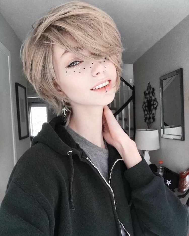 Coupes de cheveux courtes pour les adolescentes