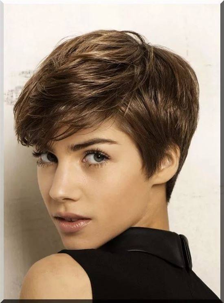 Coupes de cheveux courtes pour les adolescentes