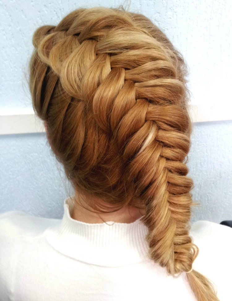Tresse inversée comment tisser des instructions étape par étape