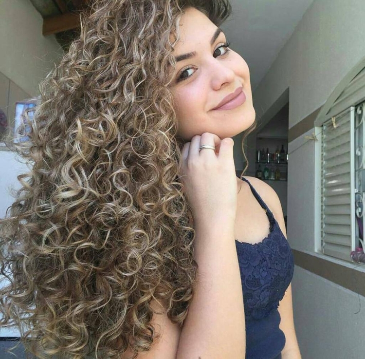 Permanente pour cheveux longs