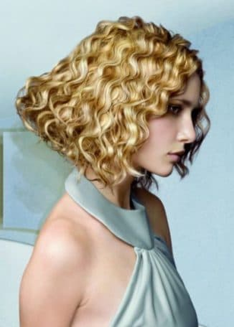 Chimie humide pour cheveux moyens, courts et longs