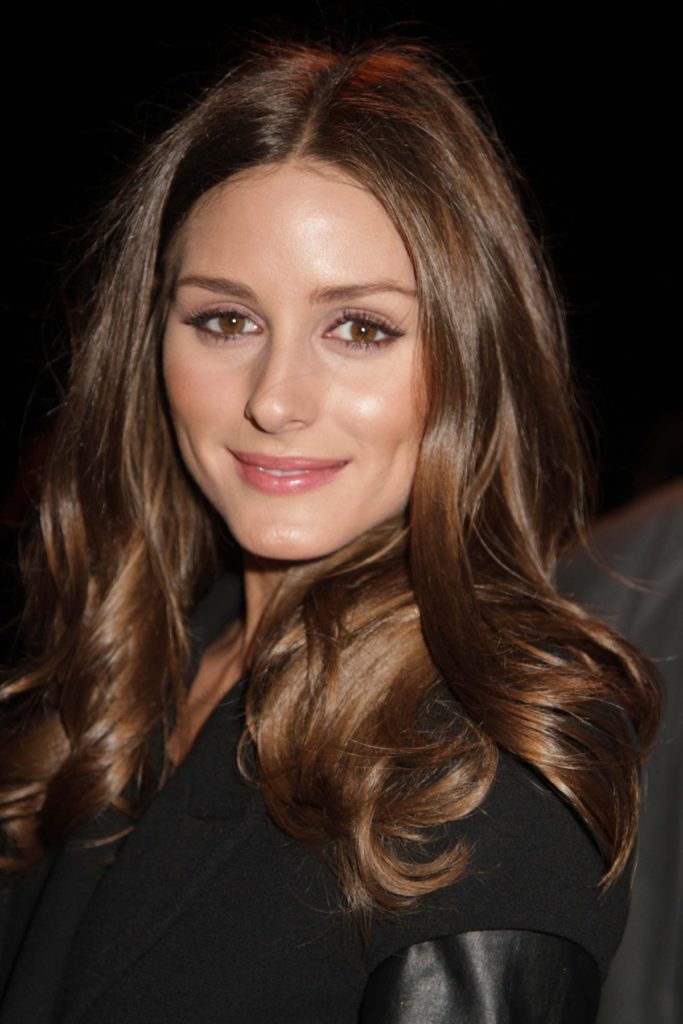 Couleur de cheveux noix d'or