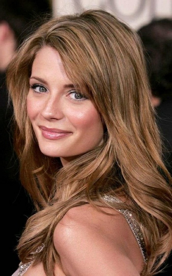 Couleur de cheveux noix d'or