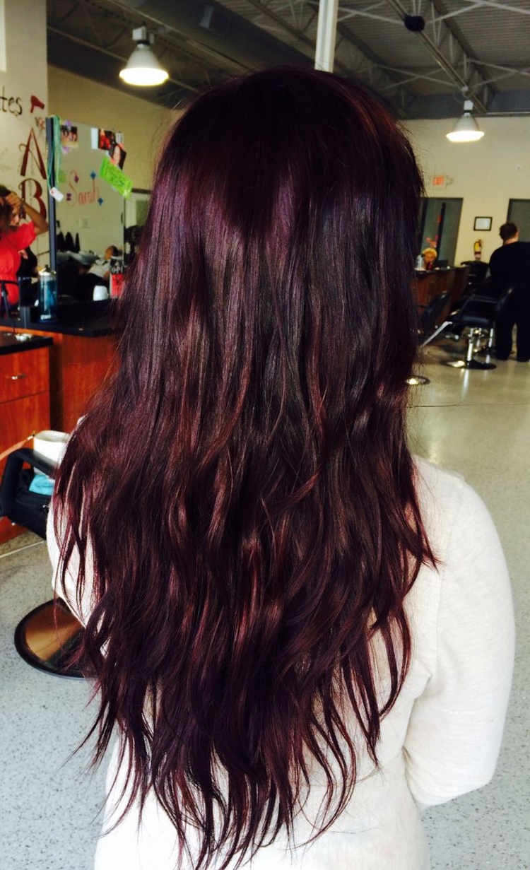 Couleur de cheveux cerise mûre