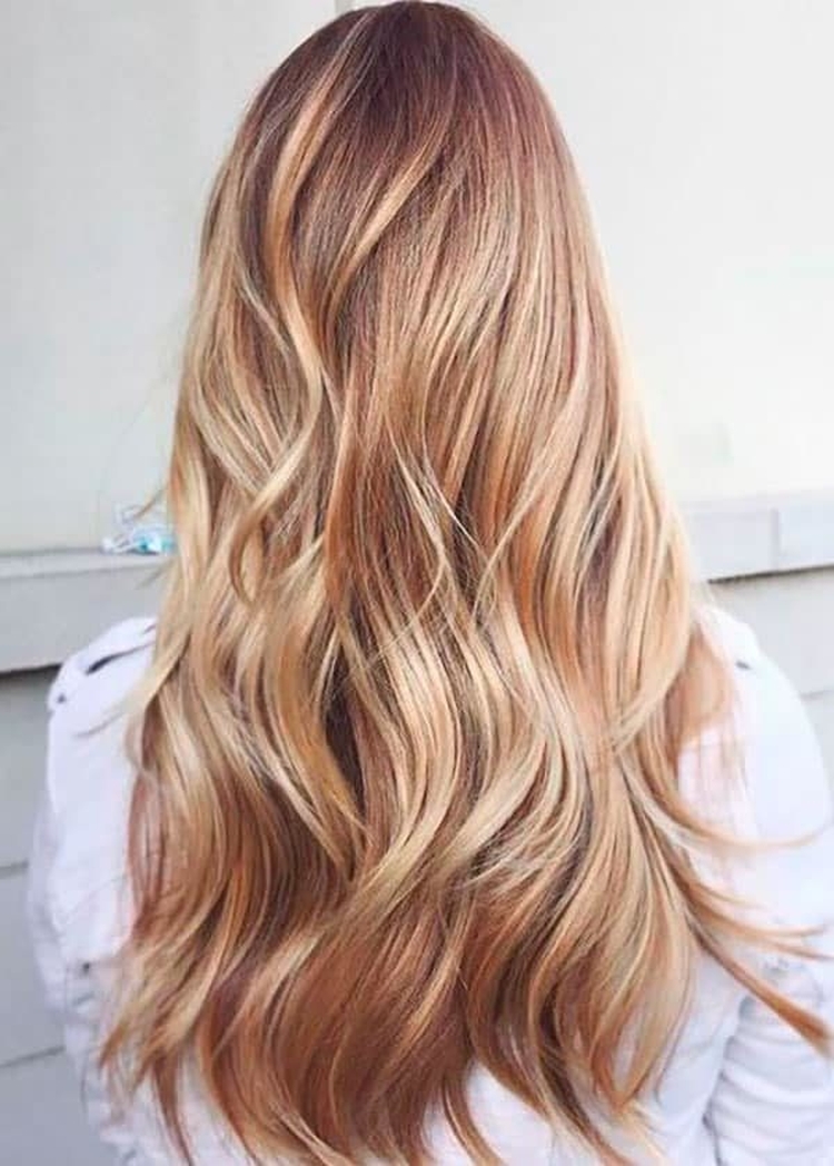 Mise en valeur des cheveux en deux couleurs