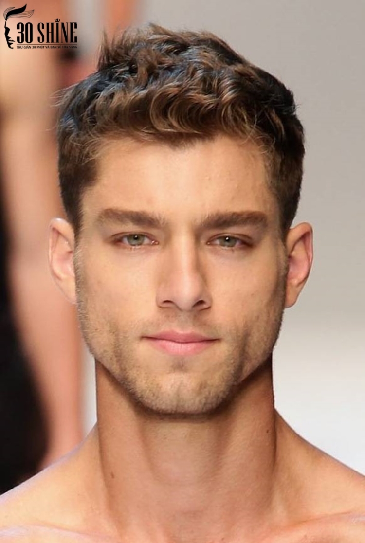 Coupes de cheveux pour hommes pour cheveux bouclés