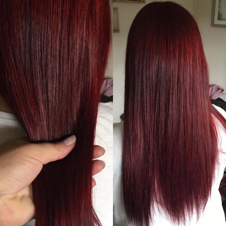 Couleur de cheveux cerise mûre