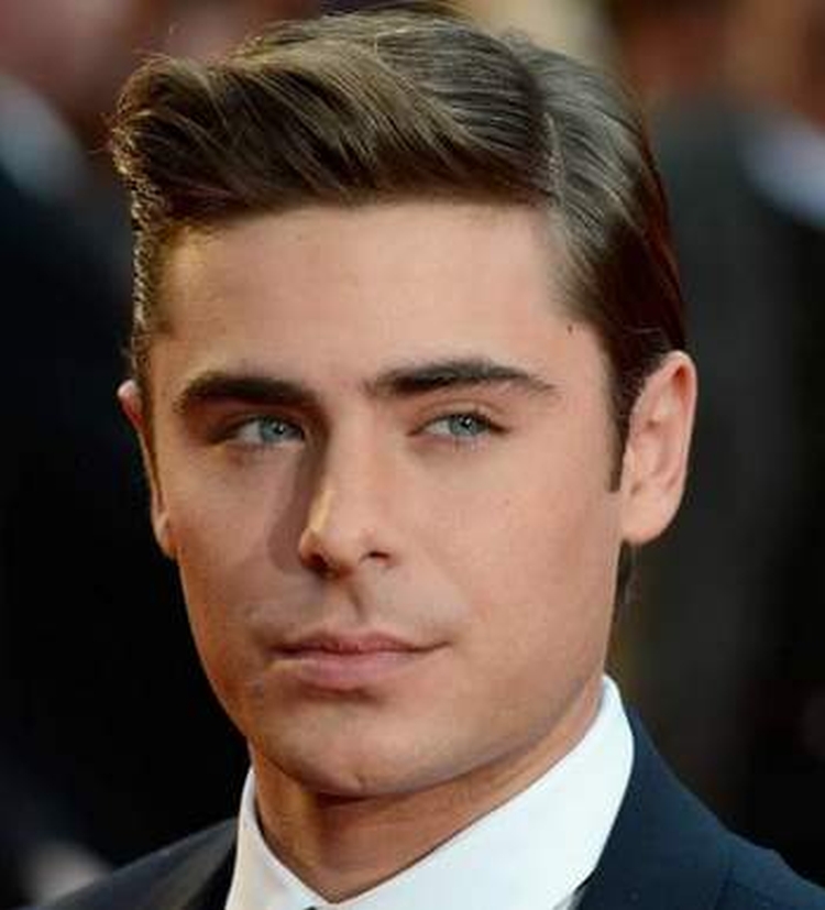 Coiffure faucon pour homme