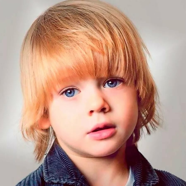 Coupes de cheveux pour les garçons de 2 ans
