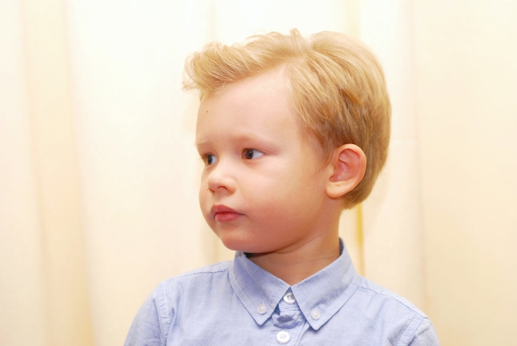 Coupes de cheveux pour les garçons de 2 ans