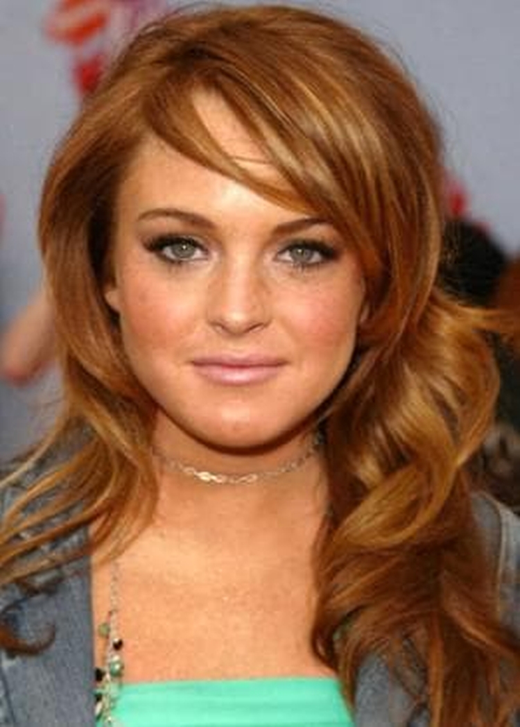 Couleur de cheveux noix d'or