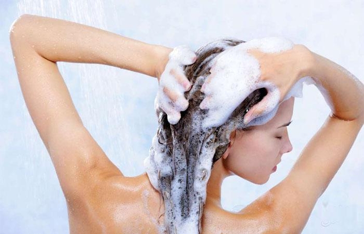 Comment retrouver rapidement sa couleur de cheveux