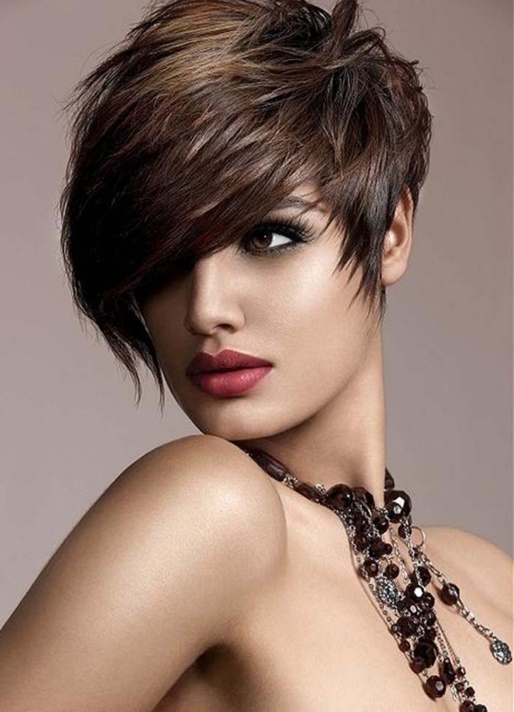 Calendrier de coupe de cheveux pour l'année