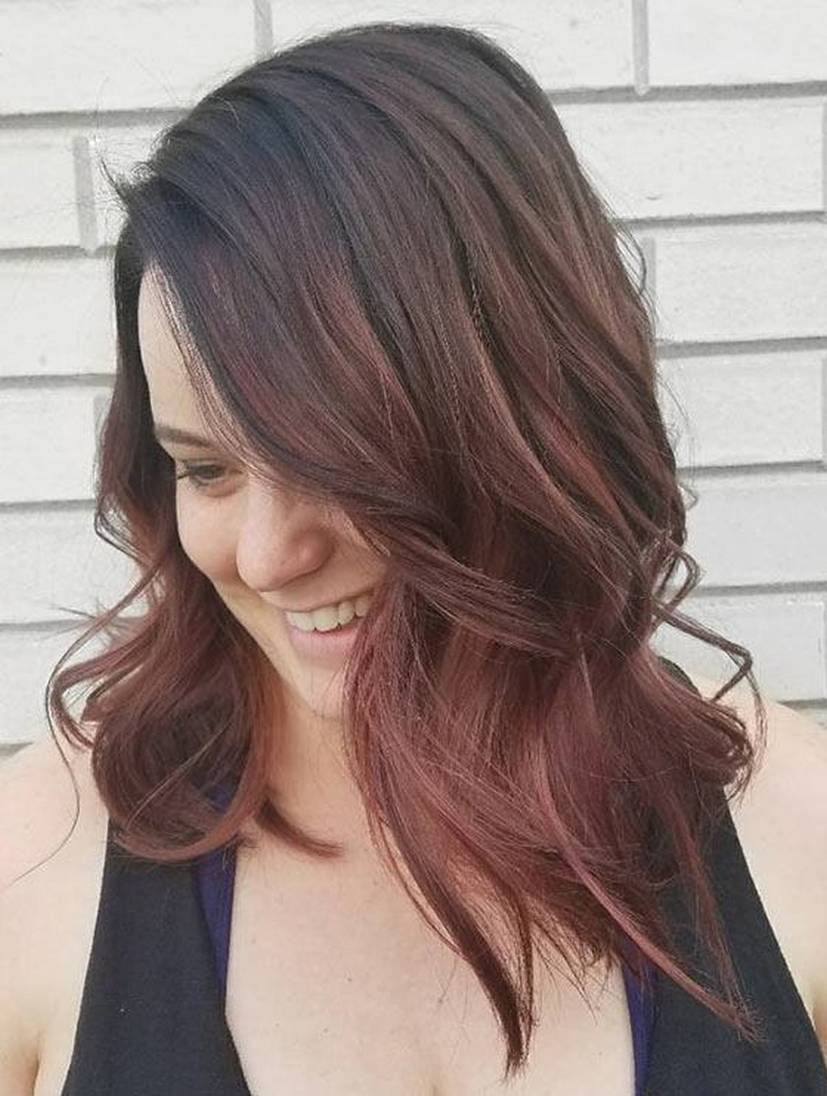 Photo couleur de cheveux acajou