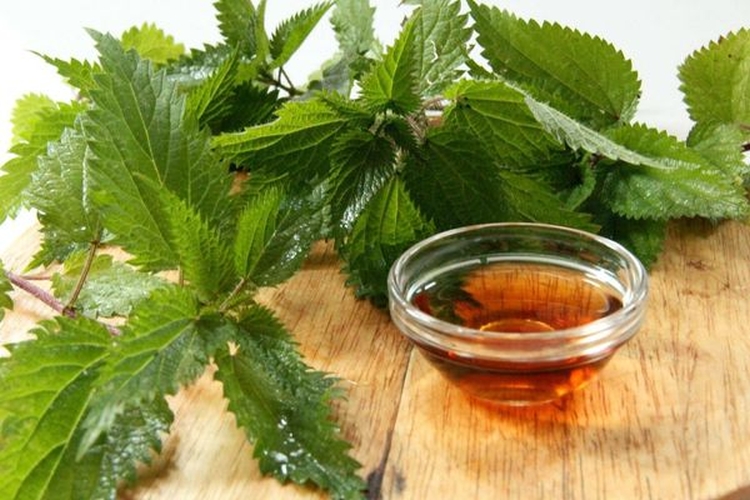 Masques antipelliculaires faits maison pour les cheveux