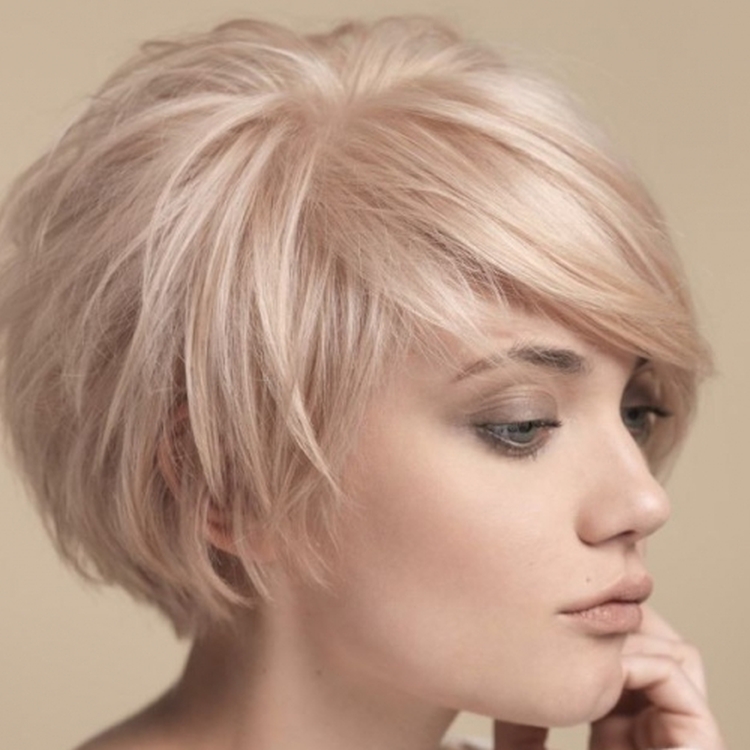 Comment couper si vos cheveux sont très clairsemés