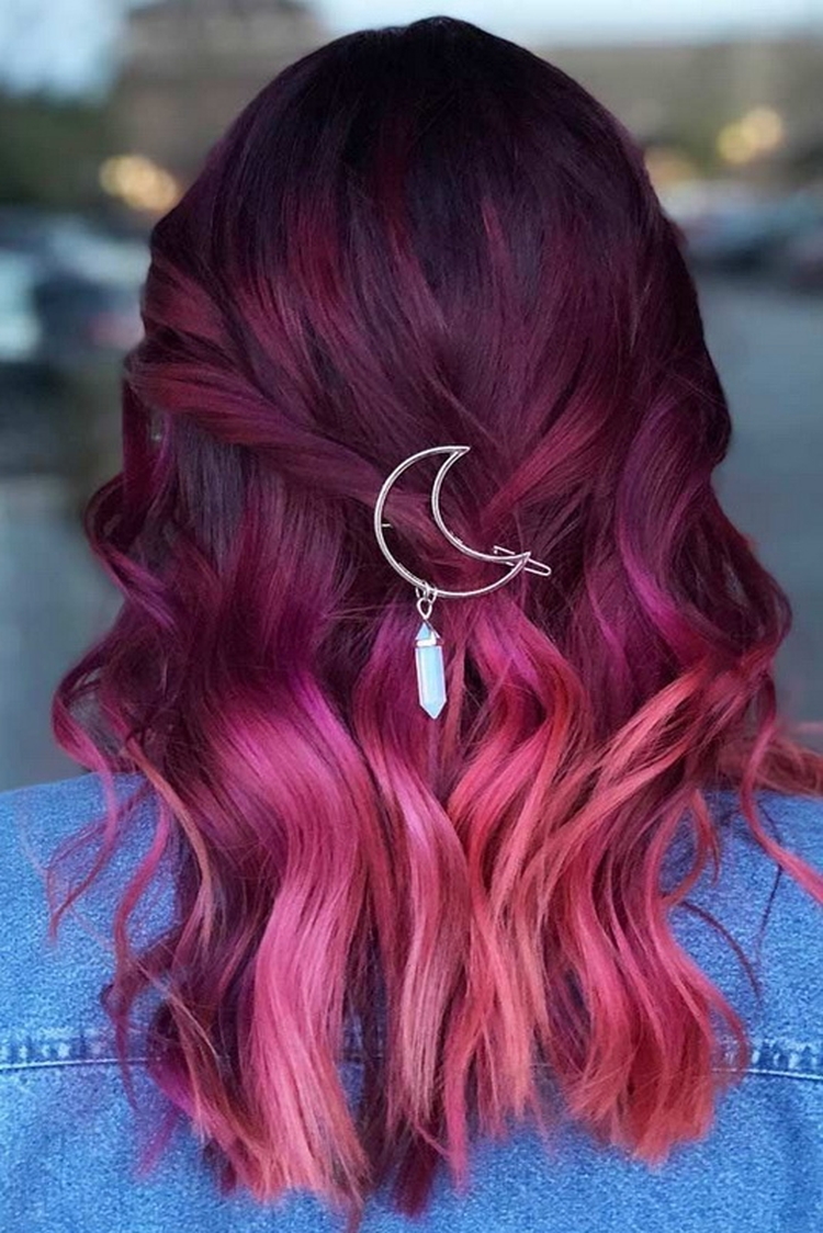 couleur de cheveux bordeaux
