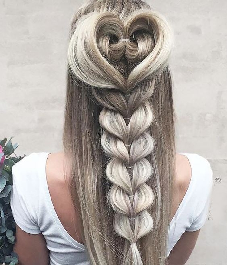 Comment faire un nœud avec des cheveux