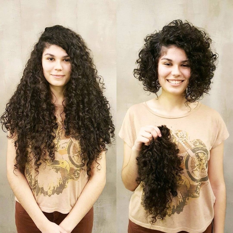 Comment se débarrasser des cheveux après une coupe de cheveux / Où mettre ses cheveux après une coupe de cheveux