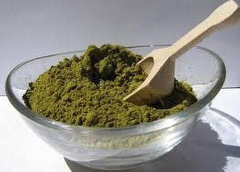 Masque capillaire pour pointes fourchues à la maison