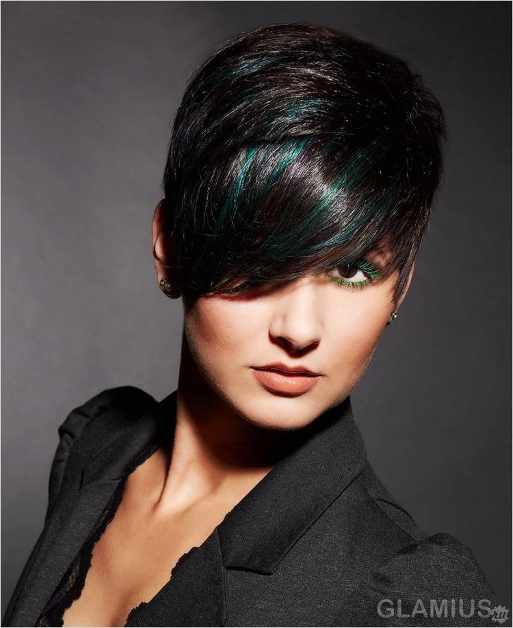 Coloration pour photo cheveux noirs courts