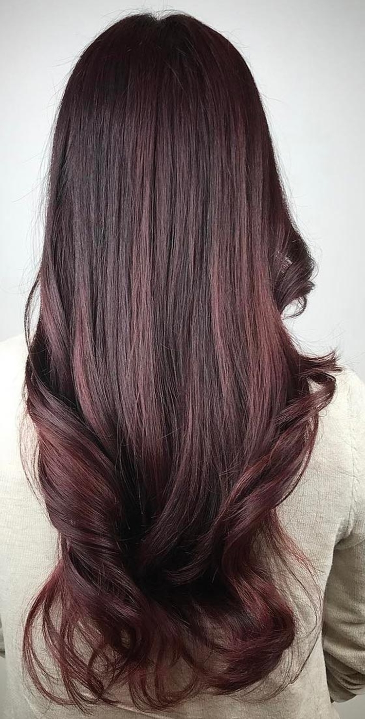 Photo couleur de cheveux acajou