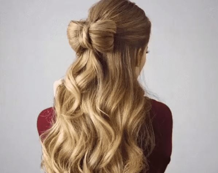 Comment faire un nœud avec des cheveux
