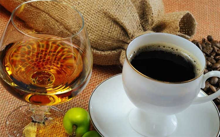 Masque capillaire au café
