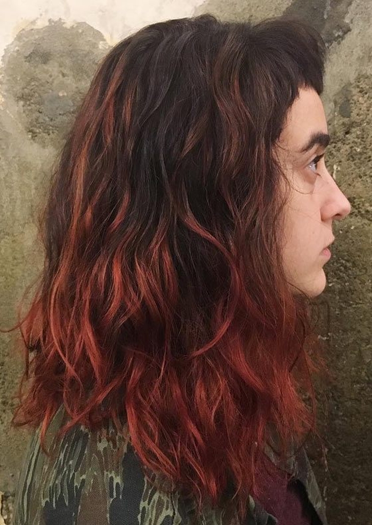 Photo couleur de cheveux acajou