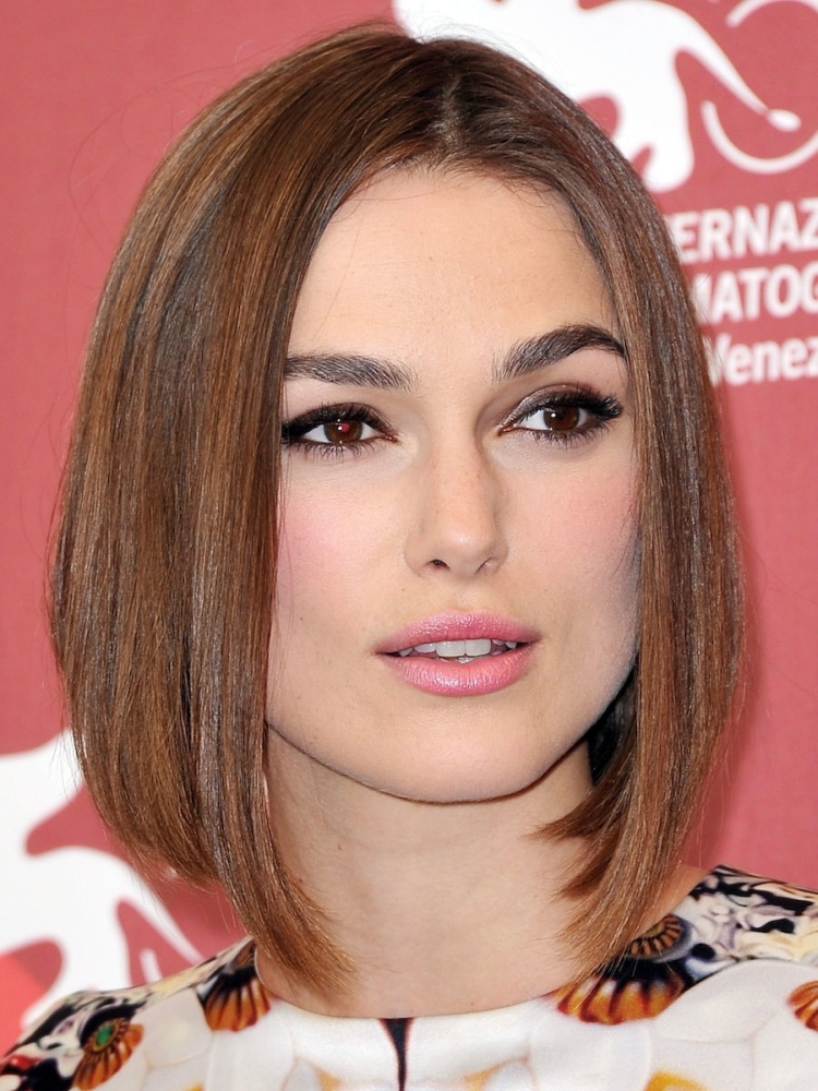 Coupe de cheveux pour cheveux courts sans frange