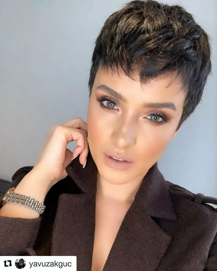 Coupes de cheveux ultra courtes pour femmes